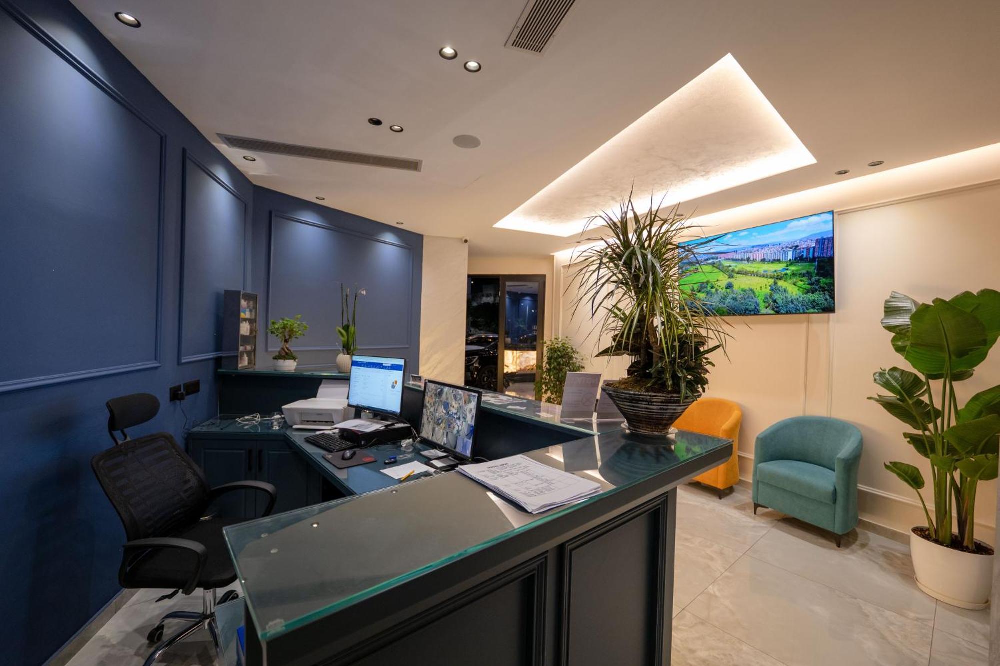 Hotel Dior Krujë Екстериор снимка