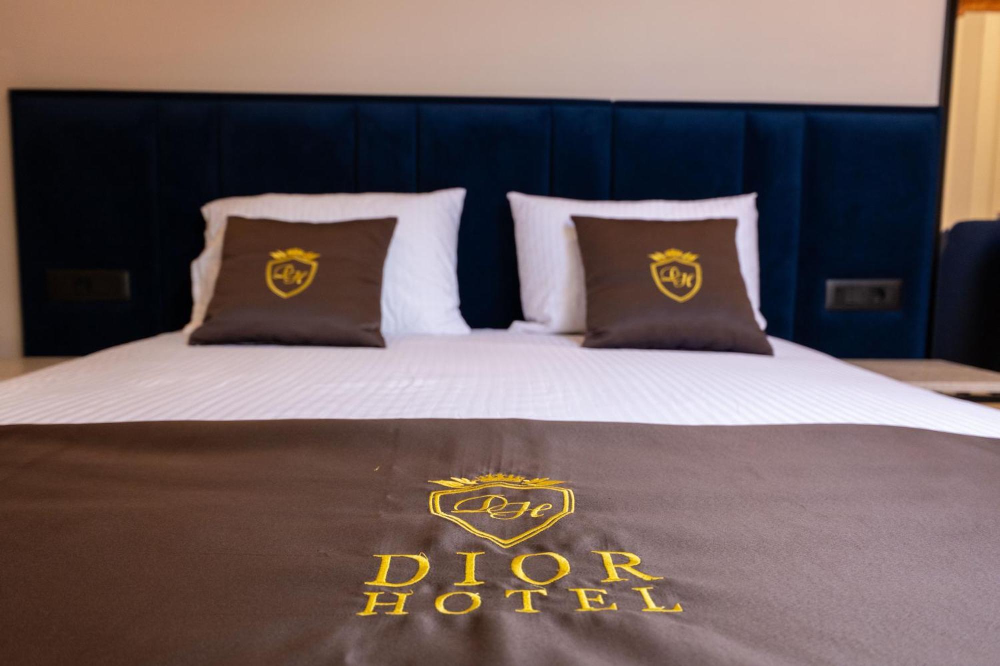 Hotel Dior Krujë Екстериор снимка