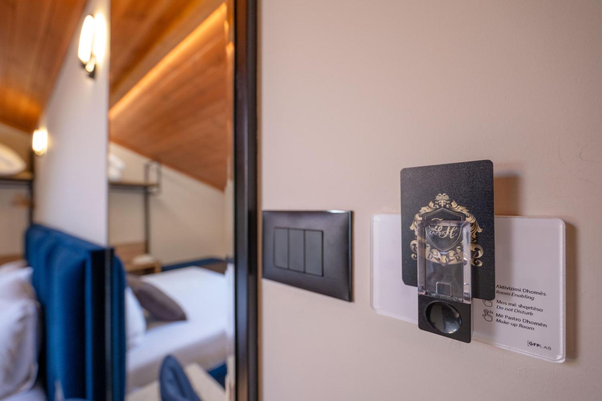 Hotel Dior Krujë Екстериор снимка